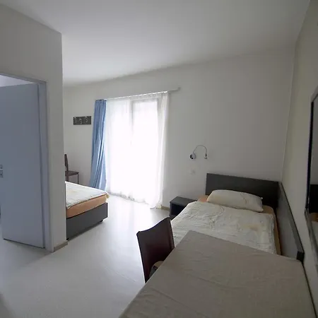 Hotel Elvezia 3*